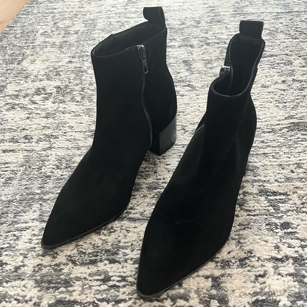 Saks Fifth Avenue Black Suede Boots